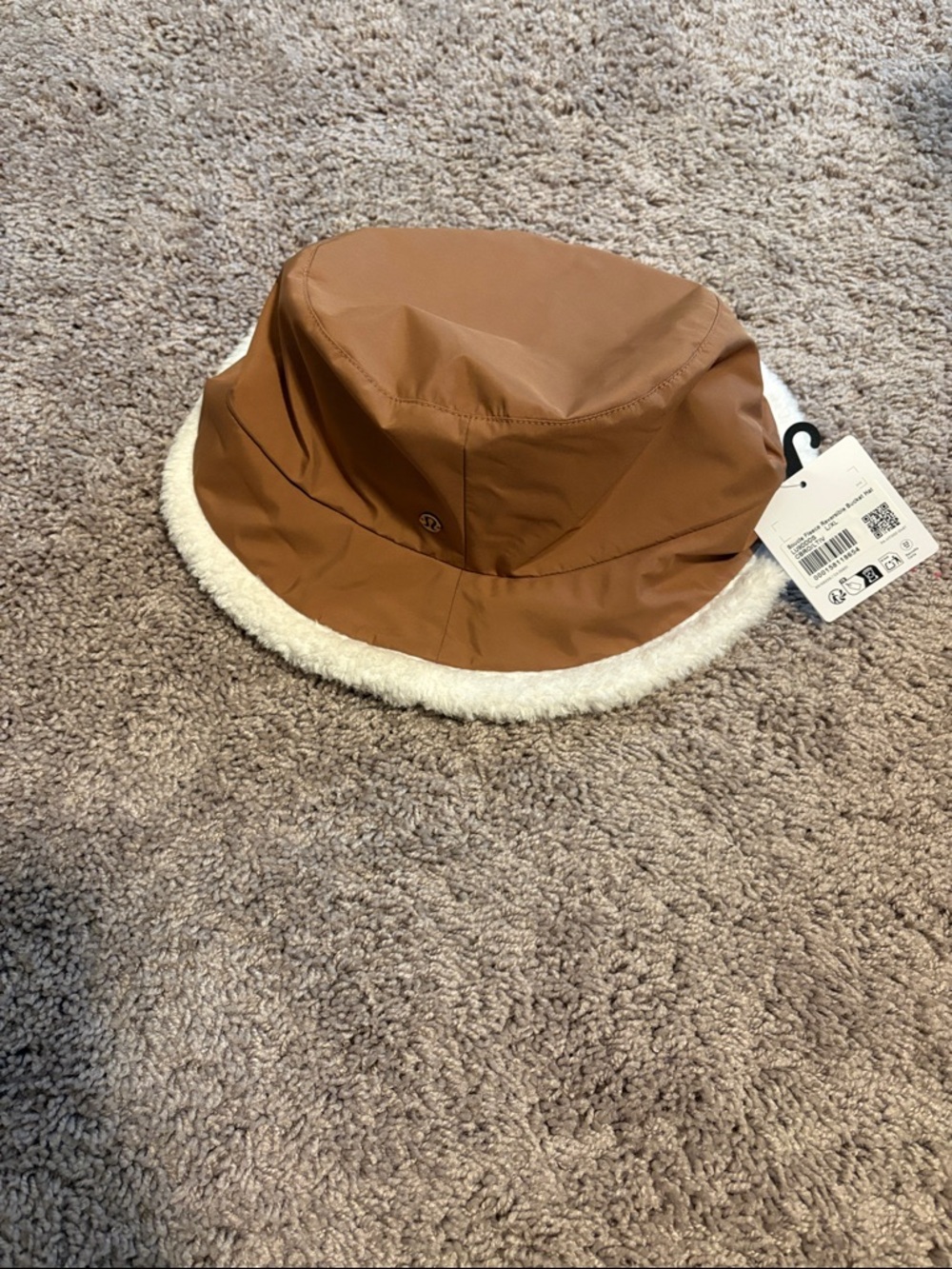 Lululemon athletica Tan/Cream Reversible Bucket Hat